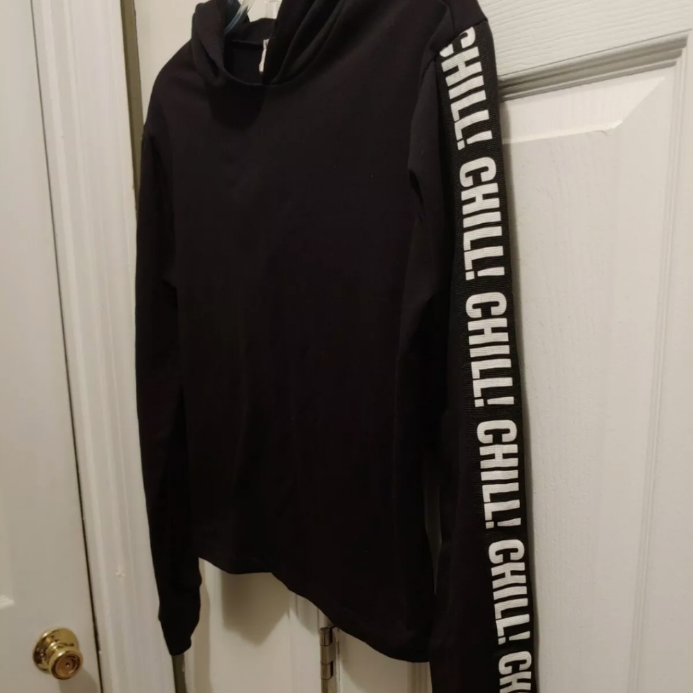 Dirtee Laundry Women's Black Chill Streetwear Hoodie - Picture 2 of 4